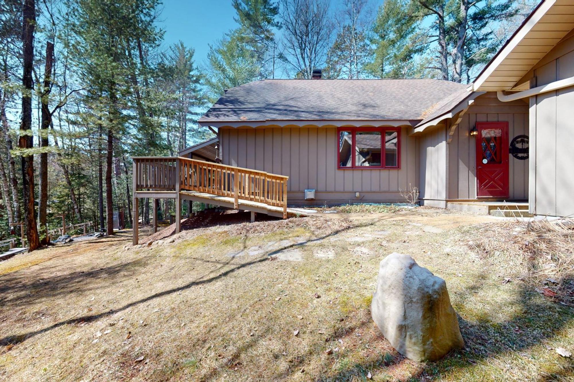 Dragonfly Landing Villa Eagle River Exterior photo